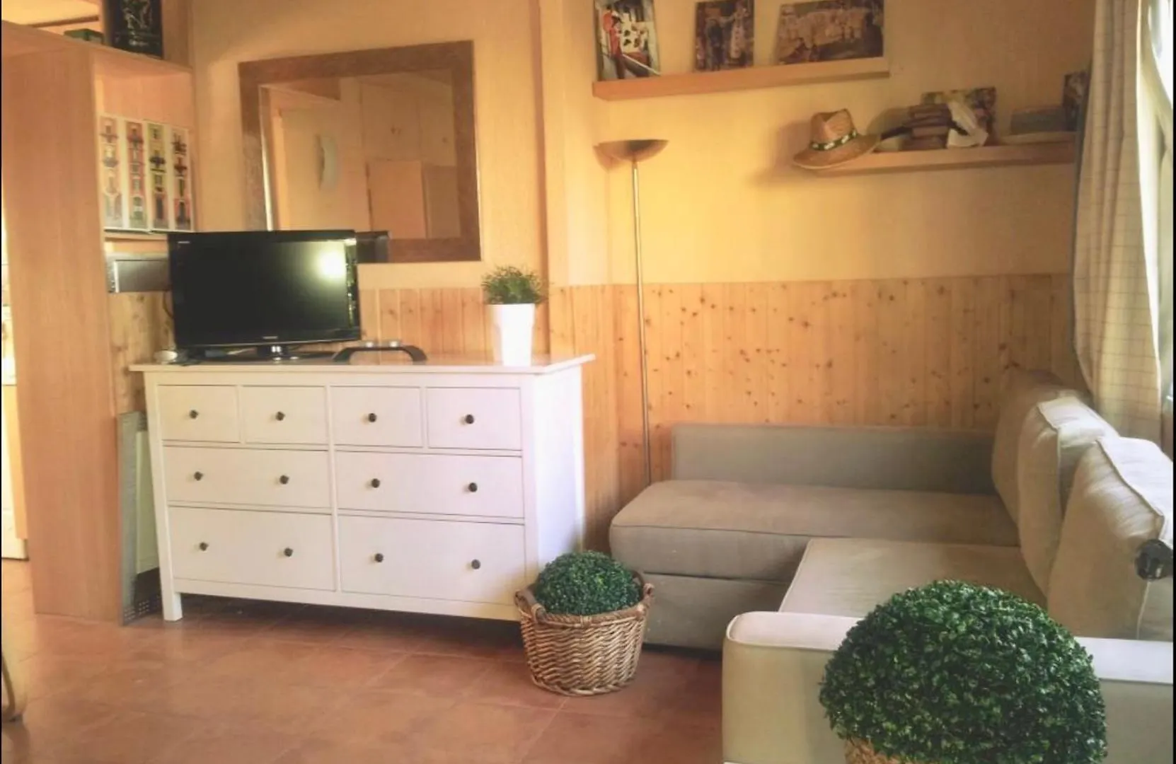 Casita En Playa Costabella, Marbella Villa Spain